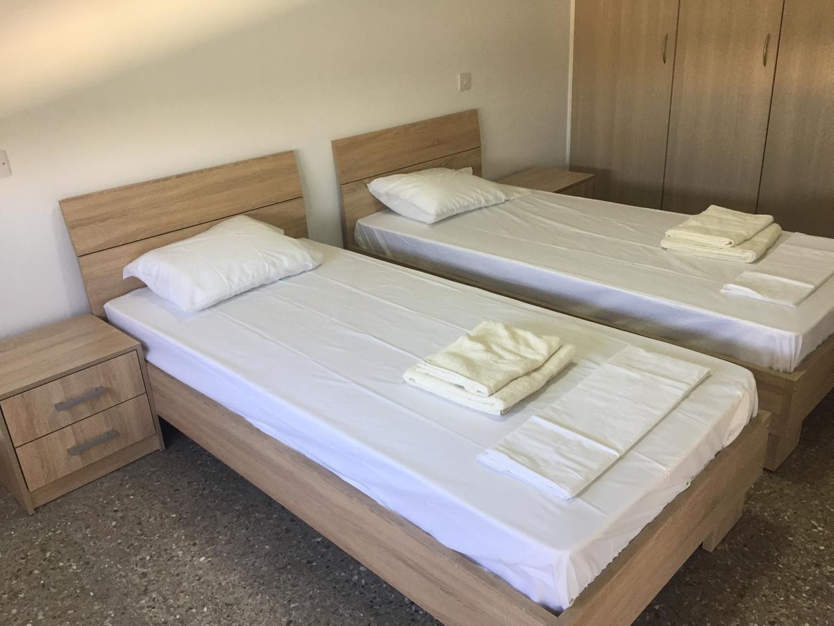 Kasapis Apts Larnaca Ngoại thất bức ảnh